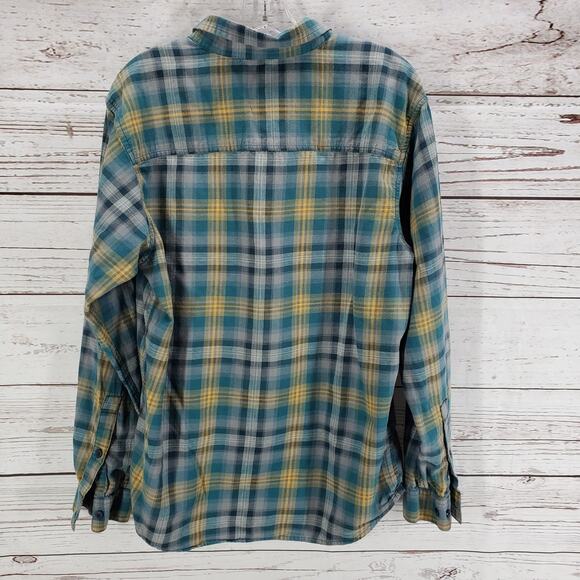 Columbia Sportwear Company Green Plaid Long Sleeve Shirt Size Medium - Picture 12 of 16